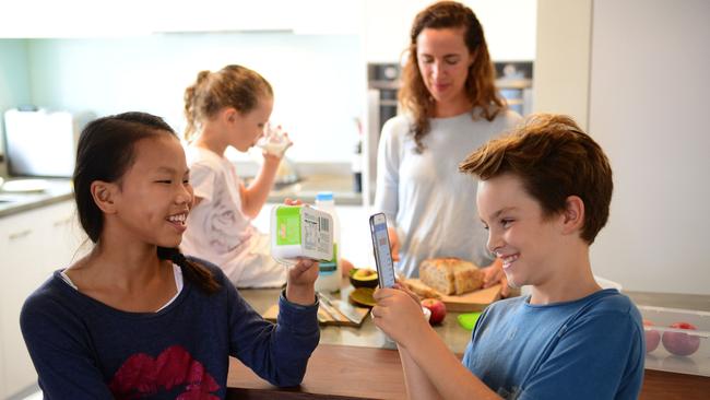 (Left-Right) Xiao Cao Neal, Amelia Donovan, Henry Donovan and Taminga Marges . Taminga Marges now uses smartphone app you can use to swipe on the barcode of packaged foods and it will give you a lower salt choice. Photo Jeremy Piper