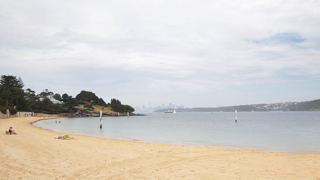 Camp Cove is quiet and family friendly and is situated in one of Sydney’s most exclusive suburbs.