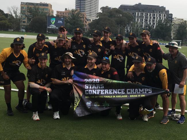 Monash Tigers with their Stars Conference flag.