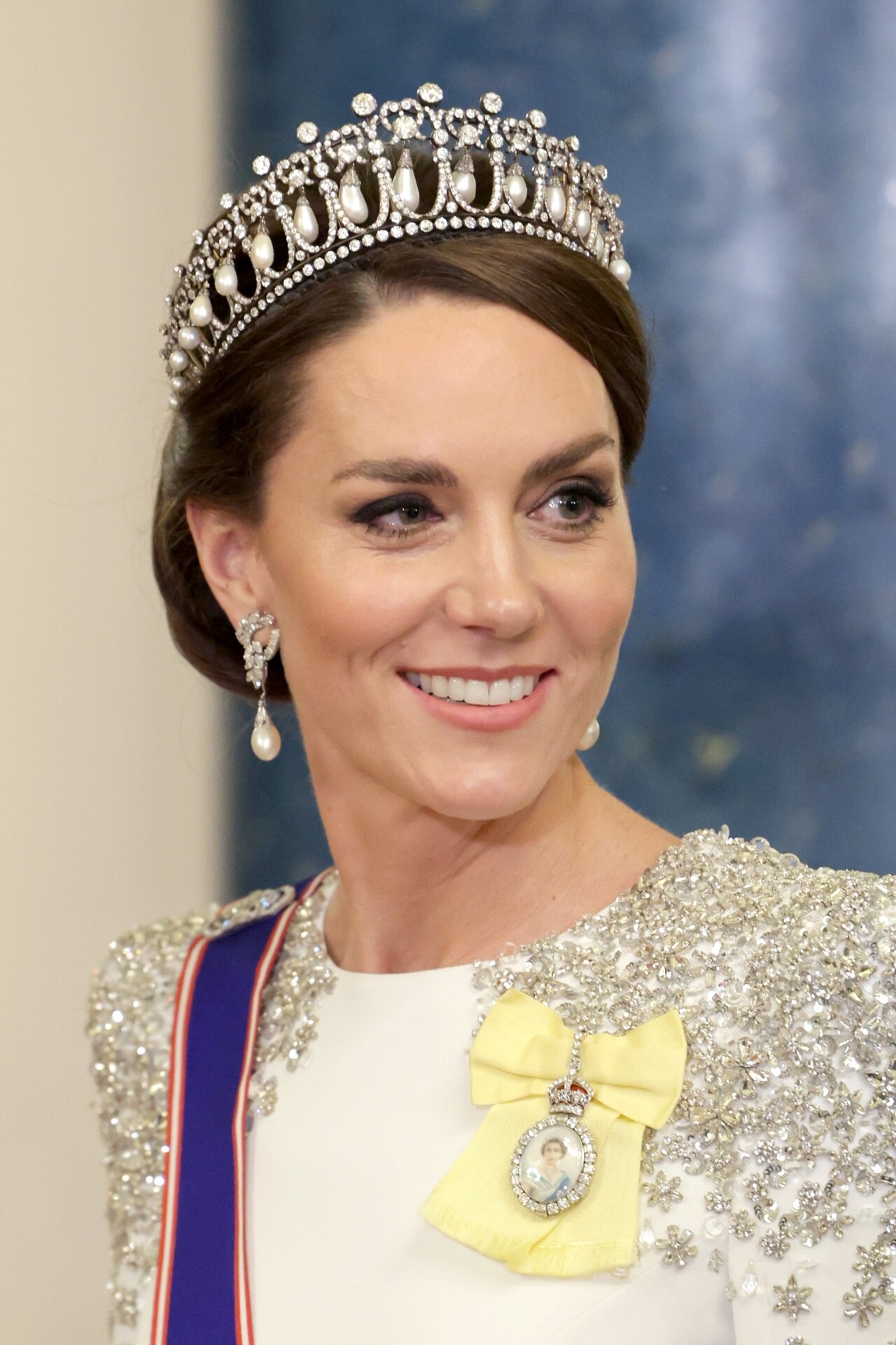 <h3>Cambridge Lover's Knot tiara</h3><p>In 2015, the duchess had the honour of wearing the Cambridge Lover's Knot tiara, the very same Princess Diana sported frequently. Diamond encrusted and complete with a number of large pearls, the Garrard tiara was commissioned by Queen Mary and remains in Queen Elizabeth II&rsquo;s personal collection.</p>