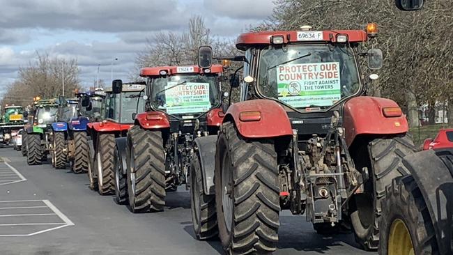 Potato growers say proposed government compensation is not enough to offset the impact of massive 60m pylons and 500kV powerlines being strung across their land.