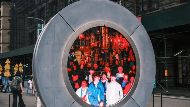 “Portal” is a new art installation in the Flatiron District that connects Manhattan and Dublin, Ireland, through a mutual video lifestreaming setup 24 hours a day. Stephen Yang