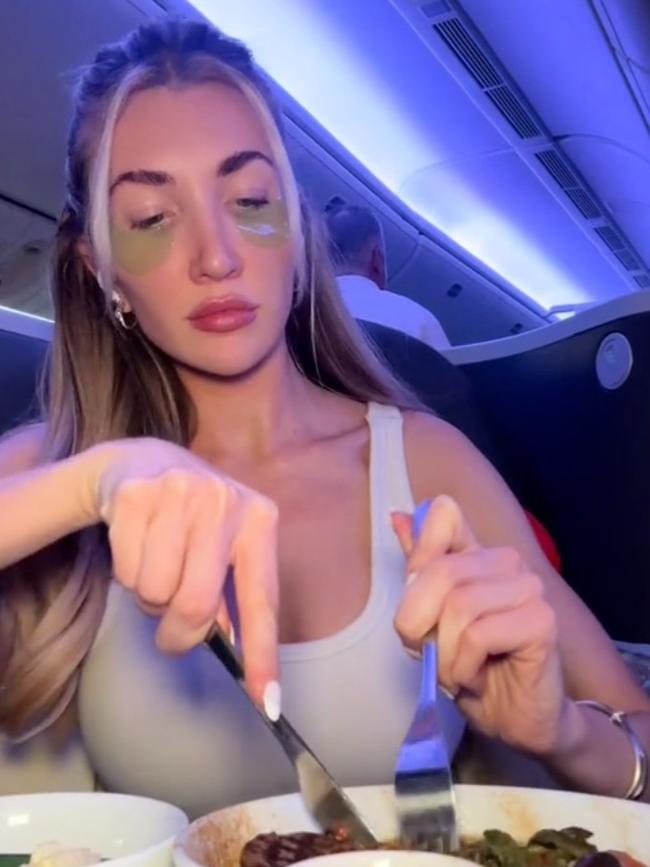 Cassidy shared a video documenting her flight home to Florida.