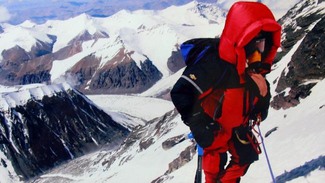 SA mountaineer Katie Sarah climbing Mount Everest.