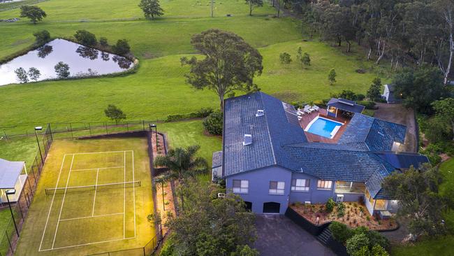 The Grose Vale property where Mr Kidd lost his life, pictured before the blaze.