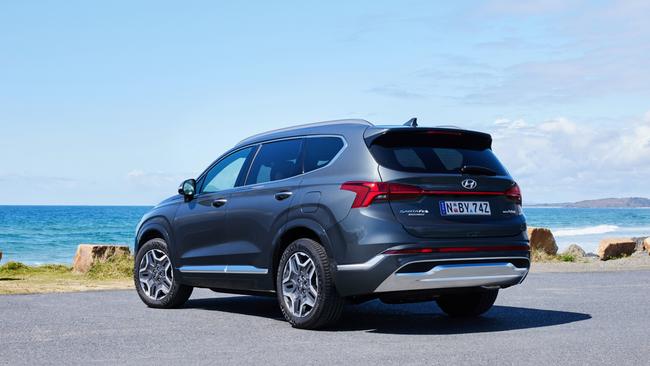 2022 Hyundai Santa Fe Highlander Hybrid