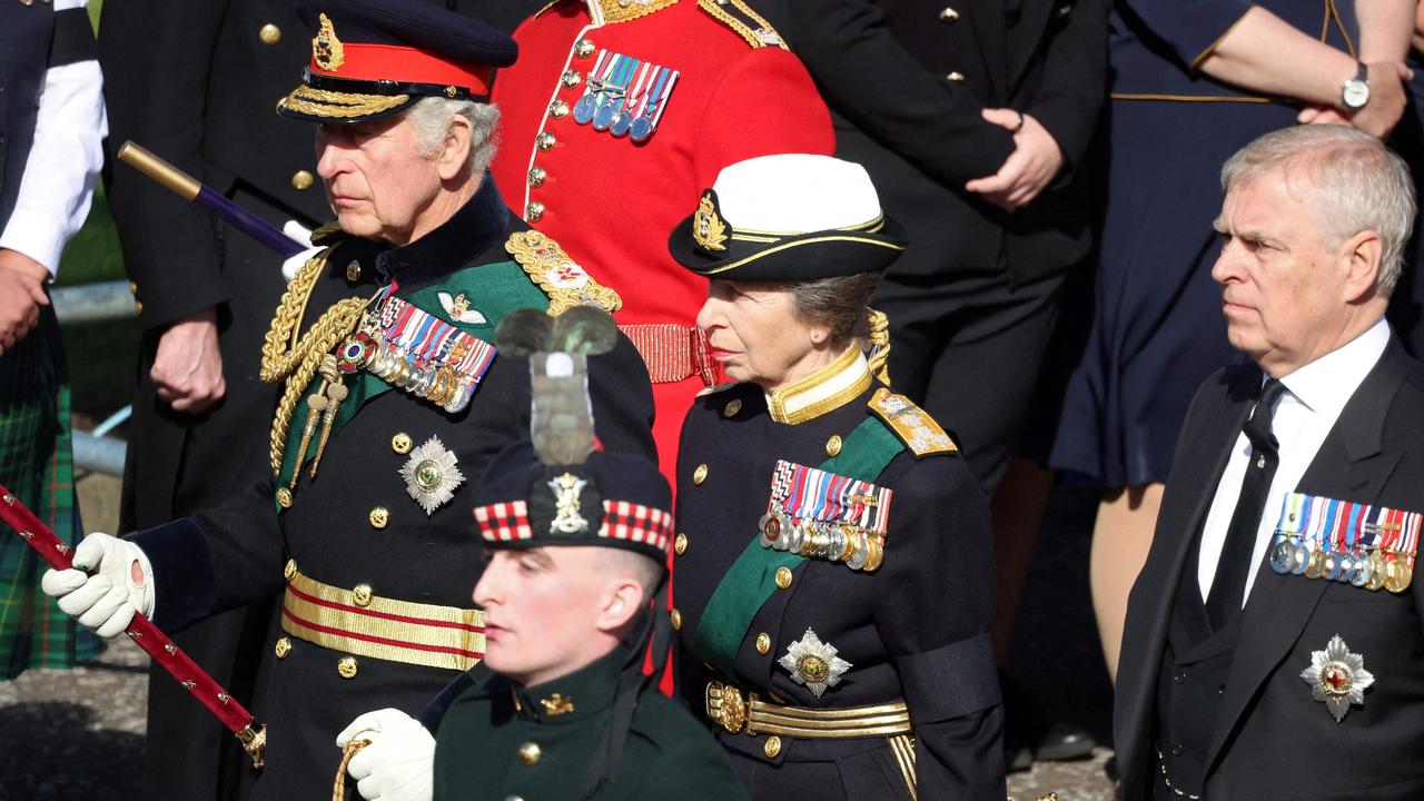 The Queen Funeral: Security fear as man runs towards King’s car | news ...