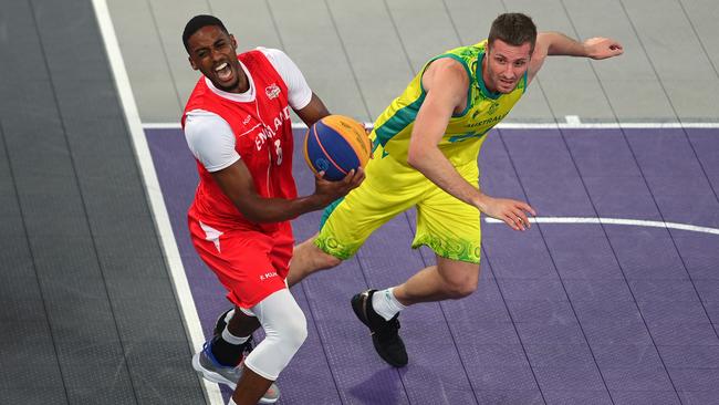 Jamell Anderson clashes with Australia’s Jesse Wagstaff during the final.