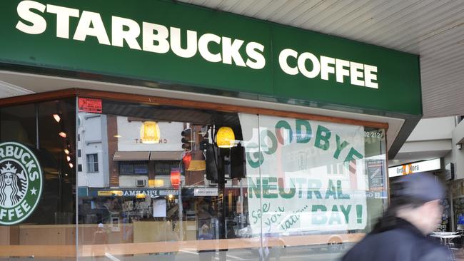 A 2008 image of the Starbucks store in Neutral Bay, on Sydney’s North Shore, with a ‘goodbye’ banner in the window. It was one of more than 60 that suddenly closed.