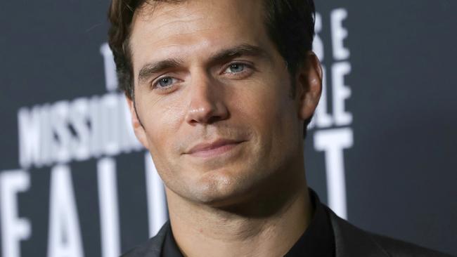 Dc: Henry Cavill Reportedly Quits Superman Franchise 