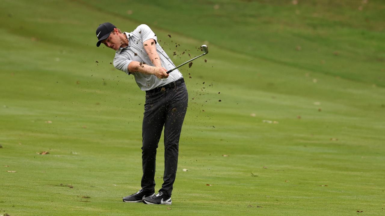 MEMPHIS, TENNESSEE - AUGUST 10: Cameron Davis of Australia plays a shot on the tenth hole during the first round of the FedEx St. Jude Championship at TPC Southwind on August 10, 2023 in Memphis, Tennessee. Gregory Shamus/Getty Images/AFP (Photo by Gregory Shamus / GETTY IMAGES NORTH AMERICA / Getty Images via AFP)