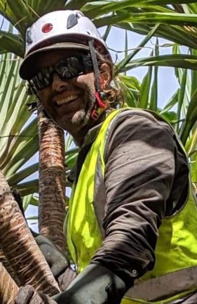 Pandanus dieback and coastal ecosystem specialist Joel Fostin.