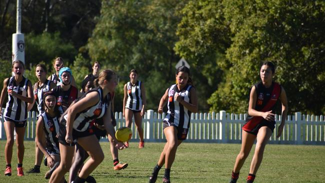 Under-17 Girls division 1 action between the Yeronga Devils and Sherwood Magpies. Sunday April 30, 2023. Picture: Nick Tucker