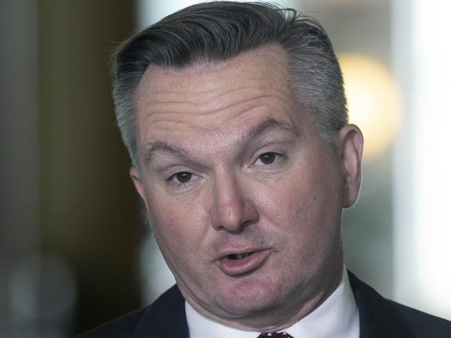 CANBERRA, AUSTRALIA-NCA NewsWire Photos: 27 OCTOBER 2020:Chris Bowen and Peta Murphy during a press conference in Parliament House, Canberra.Picture: NCA NewsWire / Gary Ramage