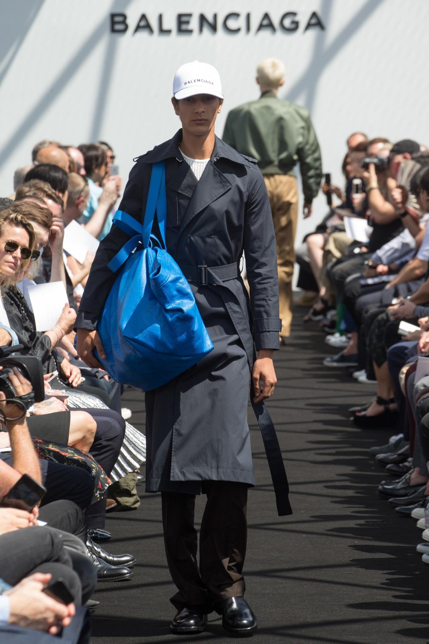 Balenciaga's Interpretation Of Iconic Red-White-Blue Bag Cost A Cool $2,000  - SHOUTS