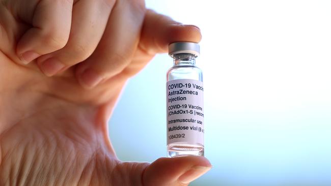 Health experts say the rollout of the AstraZeneca COVID-19 vaccine will be faster compared to Pfizer. Picture: Paul Kane/Getty Images.