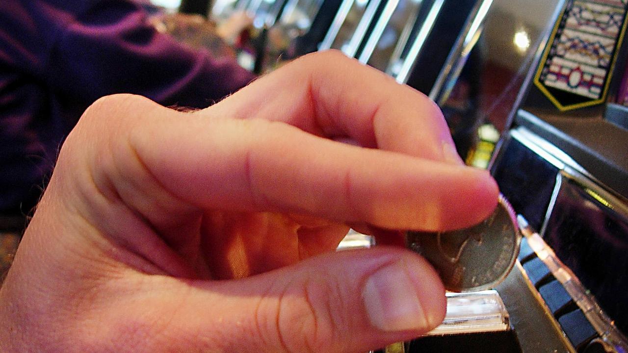 Extra pokies sneak onto Gold Coast “via stealth”, says David Crisafulli Gold Coast Bulletin