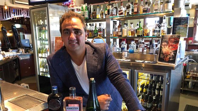 Phil Coorey is bringing back Gin Sanity.