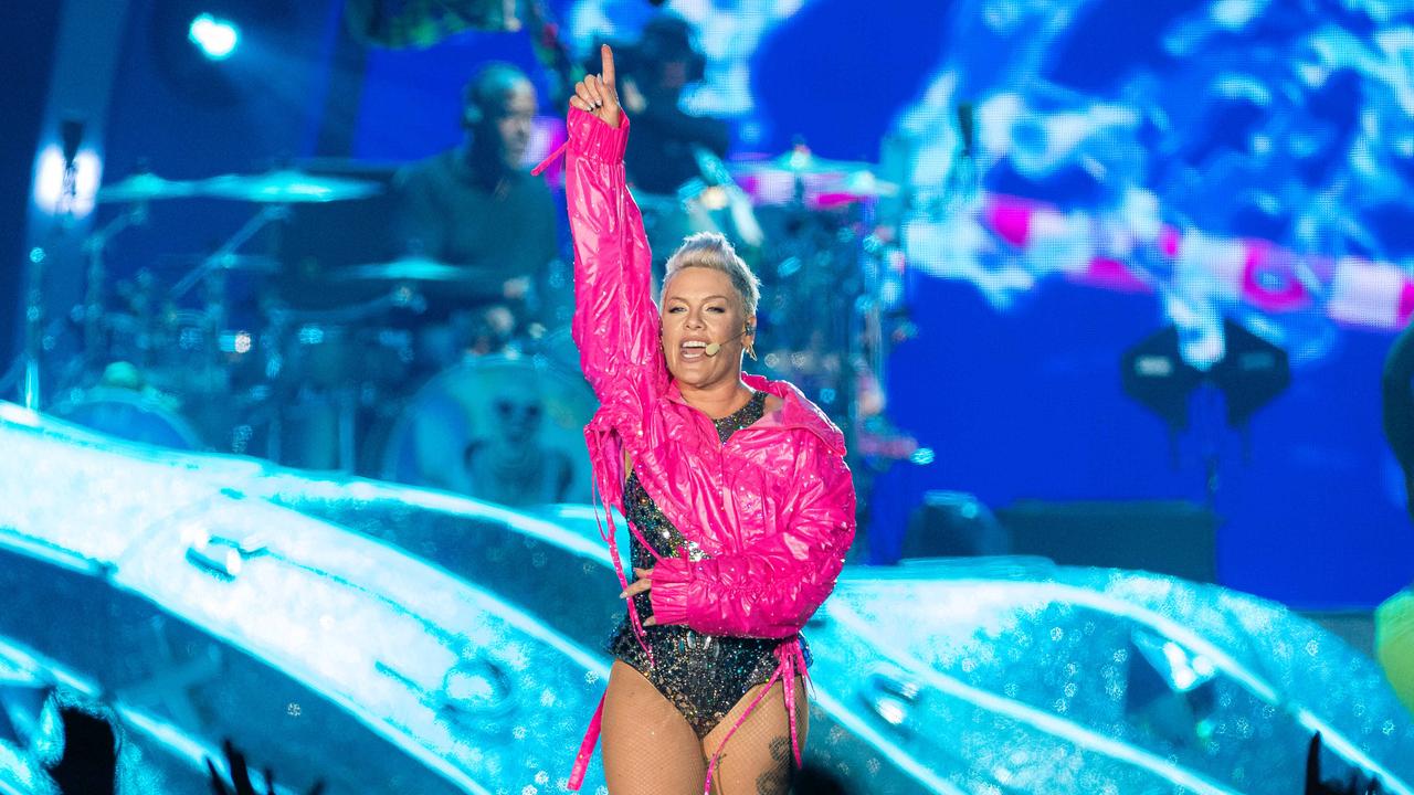 P!NK announces fourth and final Melbourne show