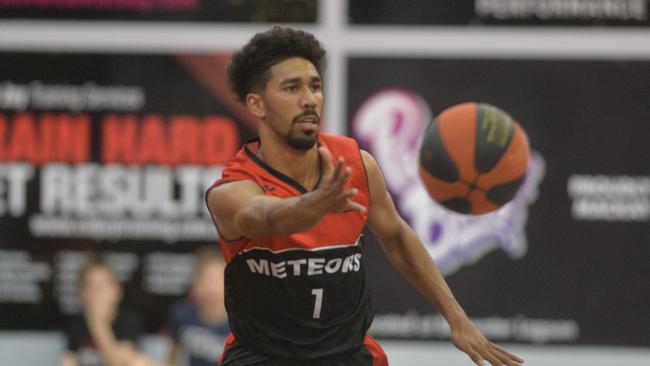 Verle Williams Jr playing QBL for Mackay in 2019.