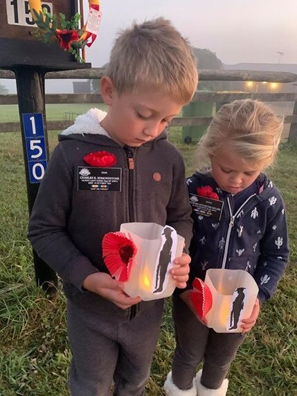 Max and Nina Edmondstone from Veteran near Gympie.