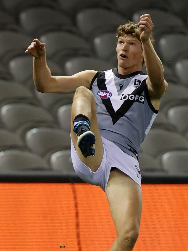 Mitch Georgiades kicks one of four goals against the Saints. Picture: AFL Photos via Getty Images