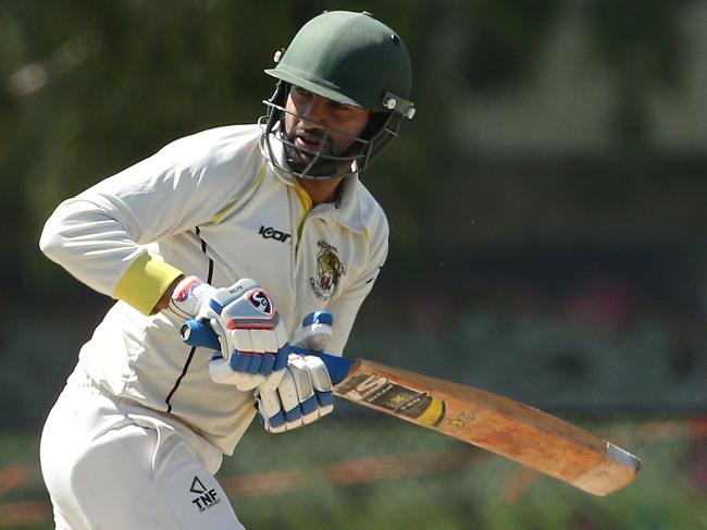 VTCA Cricket: Yarraville Club v Sunshine United: Neeten Chouhan of Sunshine batting on Saturday, March 6, 2021 in West Footscray, Australia