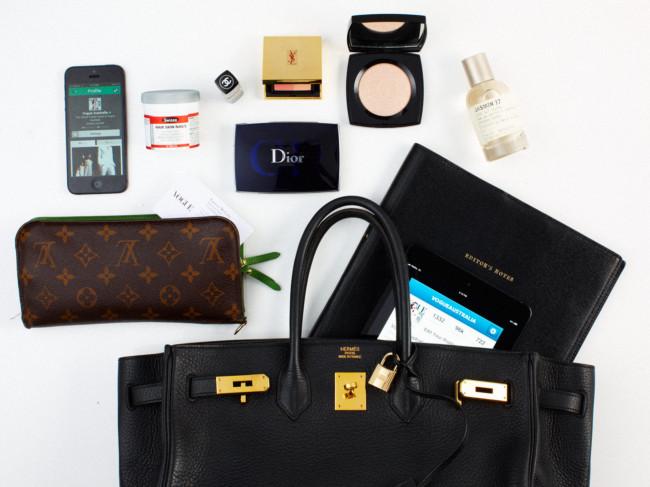 WHAT'S IN MY BAG?!, My Everyday Essentials