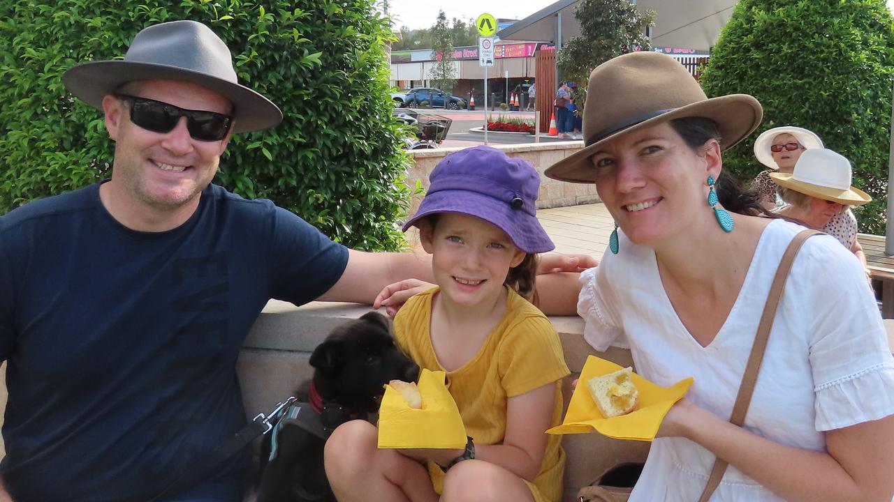 Rachel, Adeline, Scott and little pup Ebony Collier.