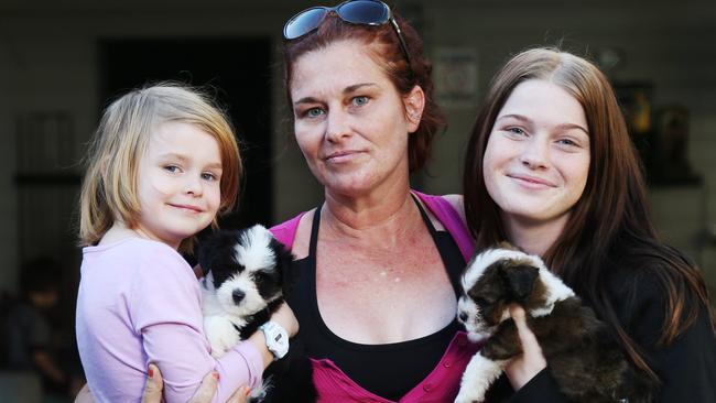 Castaways Backpackers has been housing families including Beck Graham with her daughters Keely Graham, 4, and Shannarah Graham, 13, since the Covid pandemic began. Picture: Brendan Radke