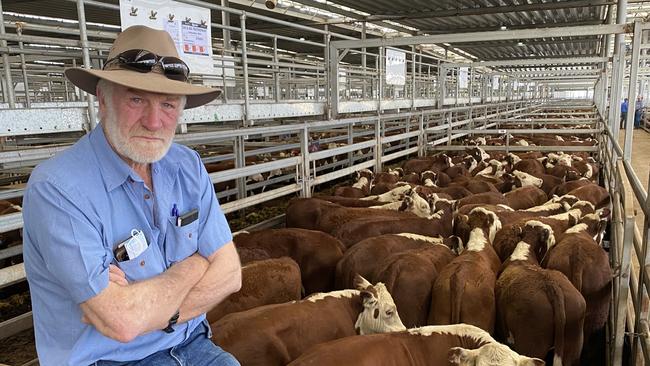 David Trethowan from Cookardinia is selling 109 Hereford and 22 black baldy weaners at Wodonga today, at the final of three sales.