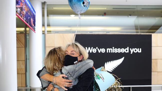 New Zealanders on Air New Zealand flight NZ103 return to Sydney Airport from Auckland last week. Picture: Brett Costello