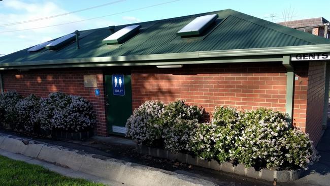 One of Melbourne's most beautiful dunny blocks located at Darling Gardens Clifton Hill.
