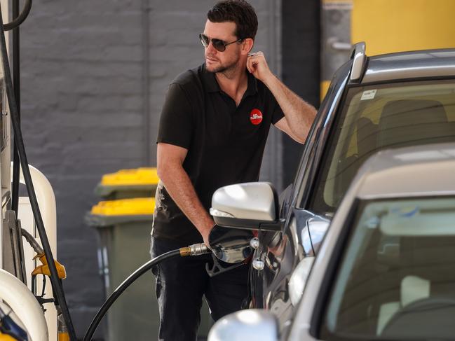 MELBOURNE, AUSTRALIA - NewsWire Photos 15 MARCH 2022 : Petrol prices continue to rise across Australia and the world after RussiaÃs invasion of Ukraine. Picture: Ian Currie.