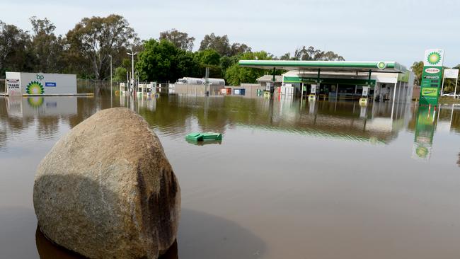 The flooding in Shepparton prompted the Victorian government to launch an inquiry into the handling of the emergency. Picture: NCA NewsWire / Andrew Henshaw