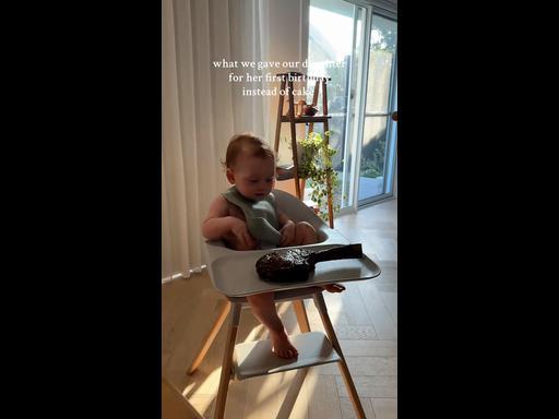 Aussie kid celebrates 1st birthday with tomahawk steak