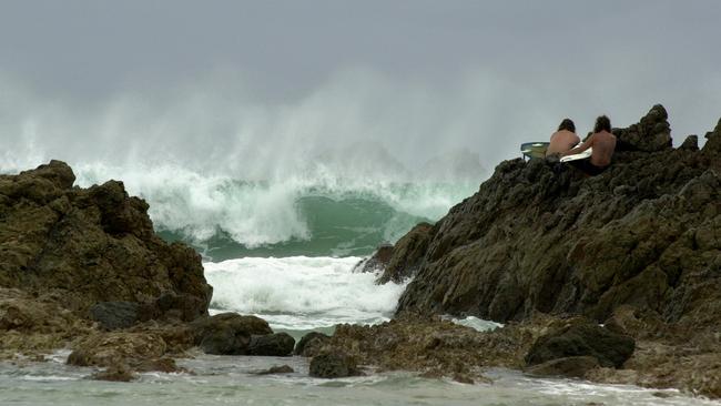 Big seas at The Pass, Byron Bay.