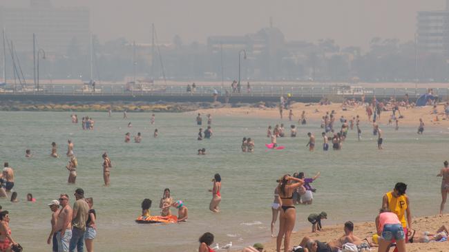 Extreme temperatures have hit Melbourne, now covered with a dense smoke haze. Picture: Jason Edwards