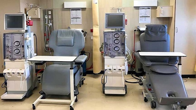 Premier Annastacia Palaszczuk announced the new nurse-assisted, two-chair dialysis unit was expected to be operational at Longreach Hospital by the end of 2022.