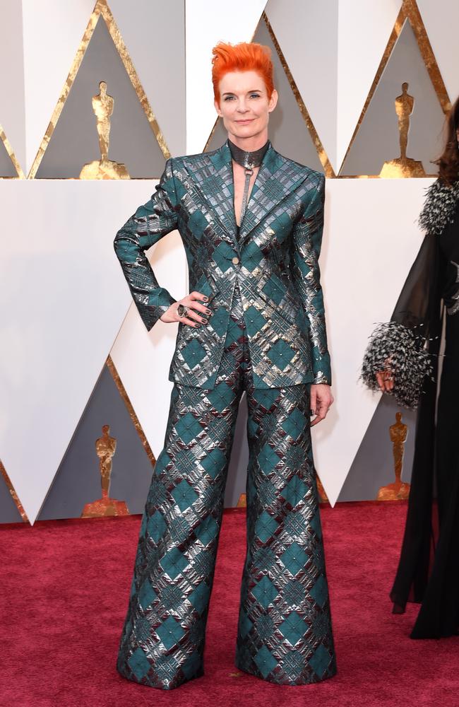 The E! News presenters waxed lyrical over the outfit, but had no idea who was wearing it. Picture: Getty