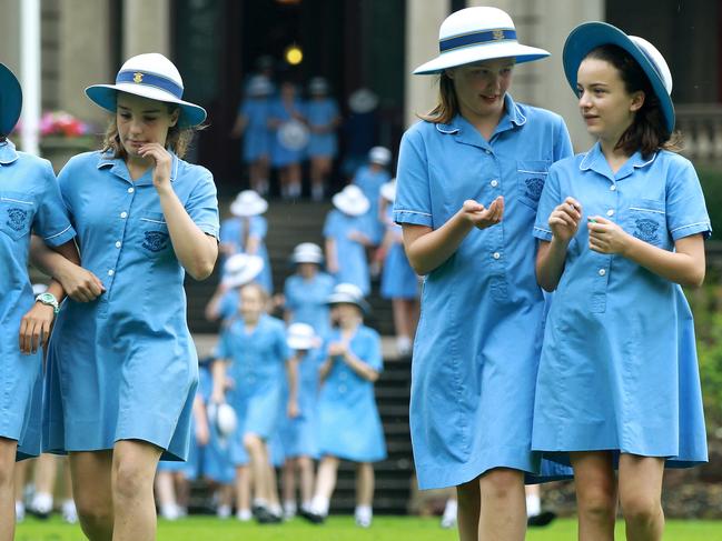 Photo Janine Eastgate  Photo shoot for wraparound for Loreto - Mandeville Hall school in Toorak.