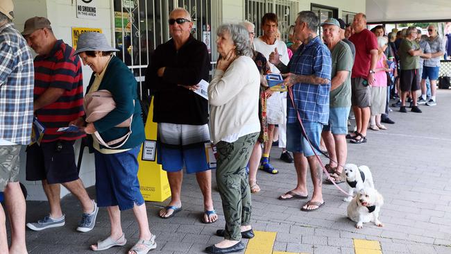 Early lines at the pre-polling station at the Caloundra cricket club. Picture: Tertius Pickard