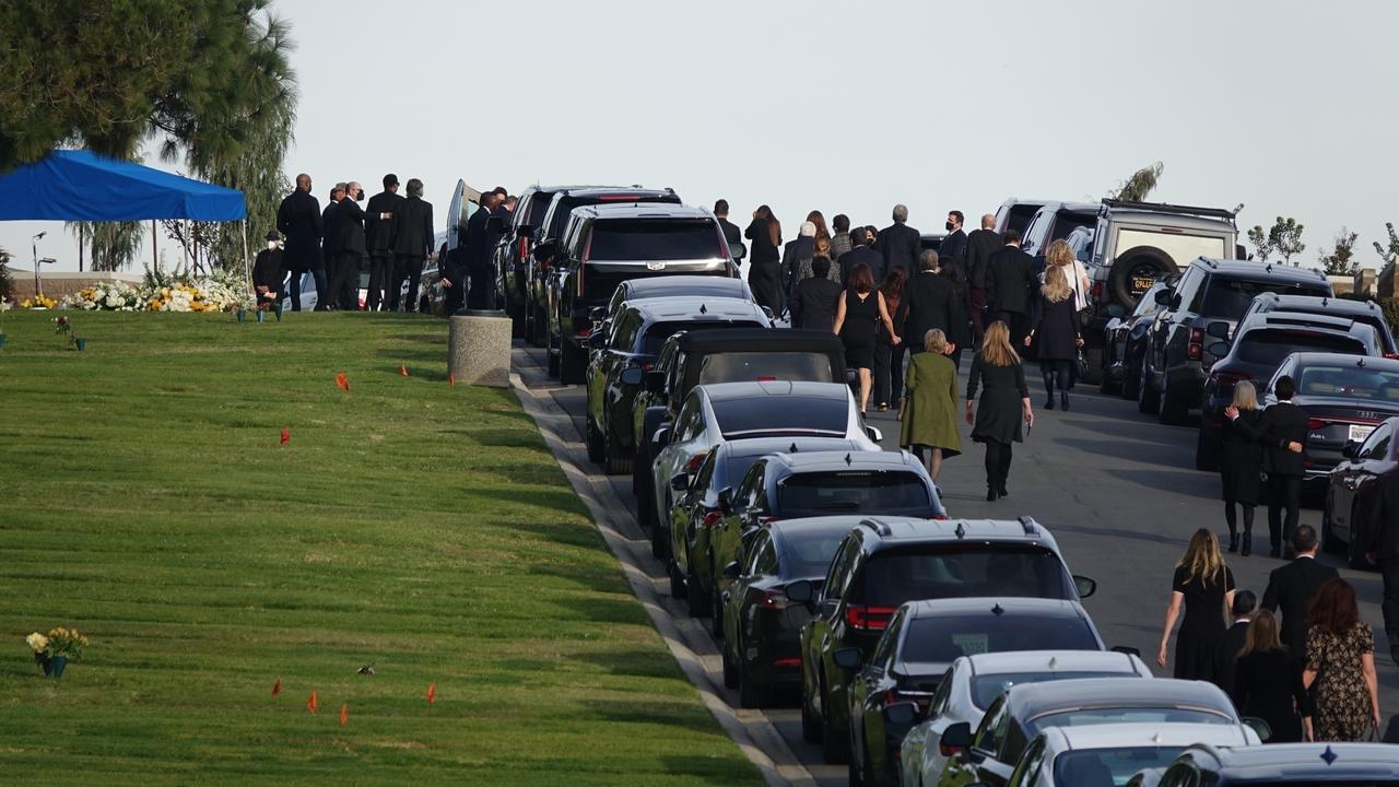 More than 100 people attended the Jewish ceremony. Picture: WCP/BACKGRID