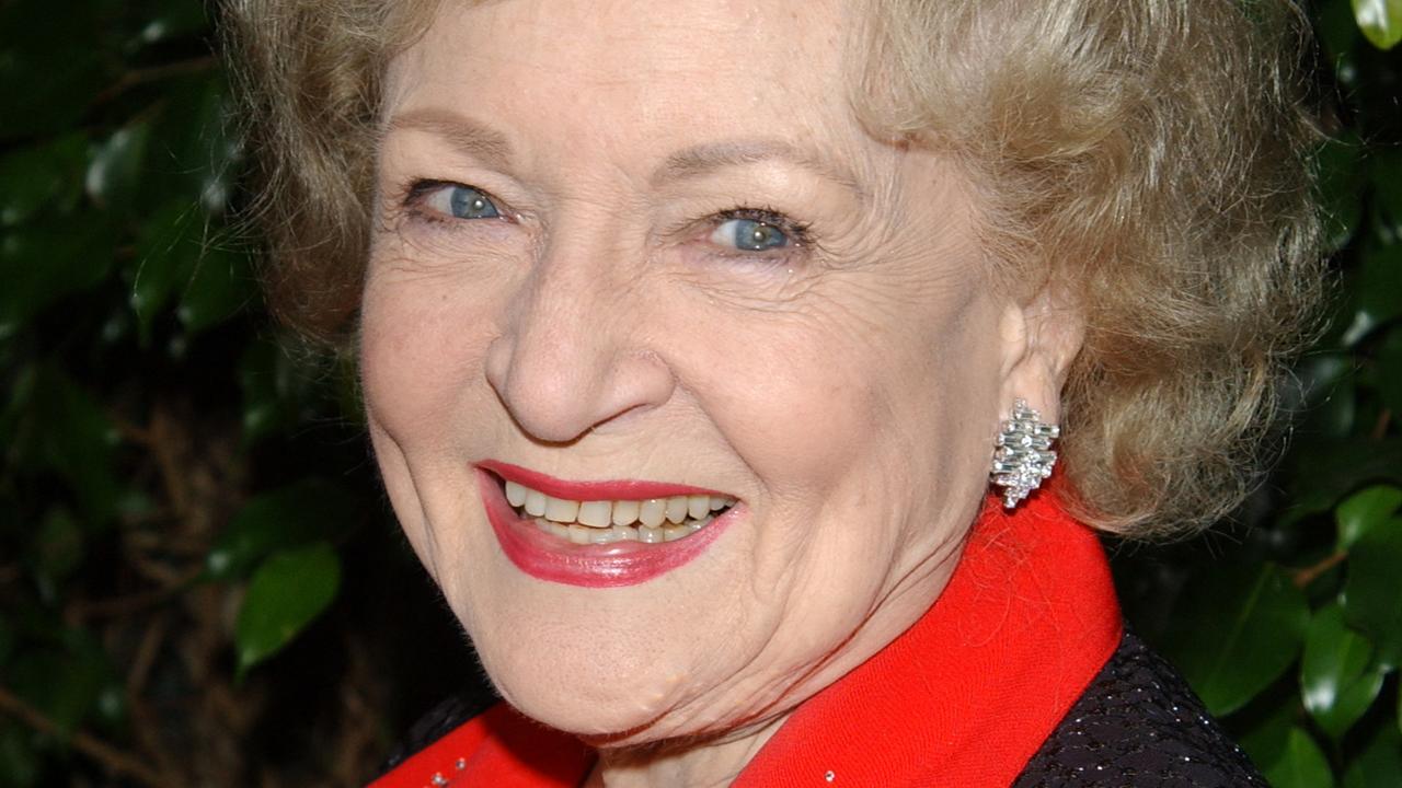 Actress Betty White arrives for the Writers Guild Awards held at the Palladium in Hollywood on February 25, 2005. – Betty White, who made US television audiences laugh for more than seven decades, starring on popular sitcoms "The Golden Girls" and "The Mary Tyler Moore Show," has died at 99 on December 31, 2021. (Photo by Chris DELMAS / AFP)