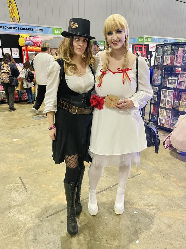 Sarina Powell and Ainsley Keppel at the Oz Comic Con in Melbourne on Saturday June 8, 2024. Picture: Jack Colantuono