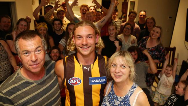 James Worpel celebrates the Hawks taking him in the draft with dad Mick, mum Bev and family and friends. Picture: Peter Ristevski