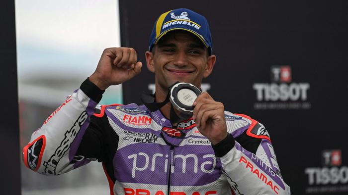 Prima Pramac's Spanish rider Jorge Martin celebrates after coming second place in the Tissot Sprint race during the MotoGP Malaysian Grand Prix at the Sepang International Circuit in Sepang on November 11, 2023. (Photo by MOHD RASFAN / AFP)