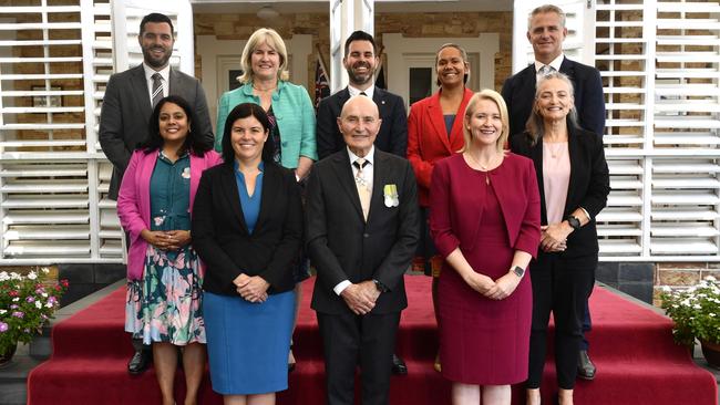 Administrator of the Northern Territory Hugh Heggie swears in the renewed Territory Labor cabinet after a reshuffle. Picture: Sierra Haigh