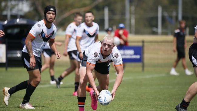 Aron Keppie of the Macarthur Wests Tigers. Photos Warren Gannon Photography