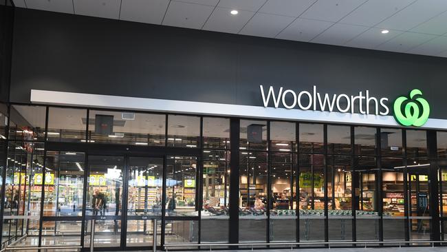 The incident happened outside a Woolworths store in Mudgeeraba.